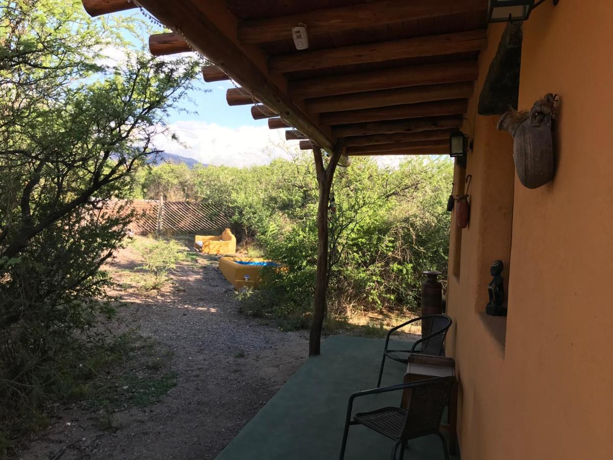 Taos Pueblo Capilla del Monte Exterior foto