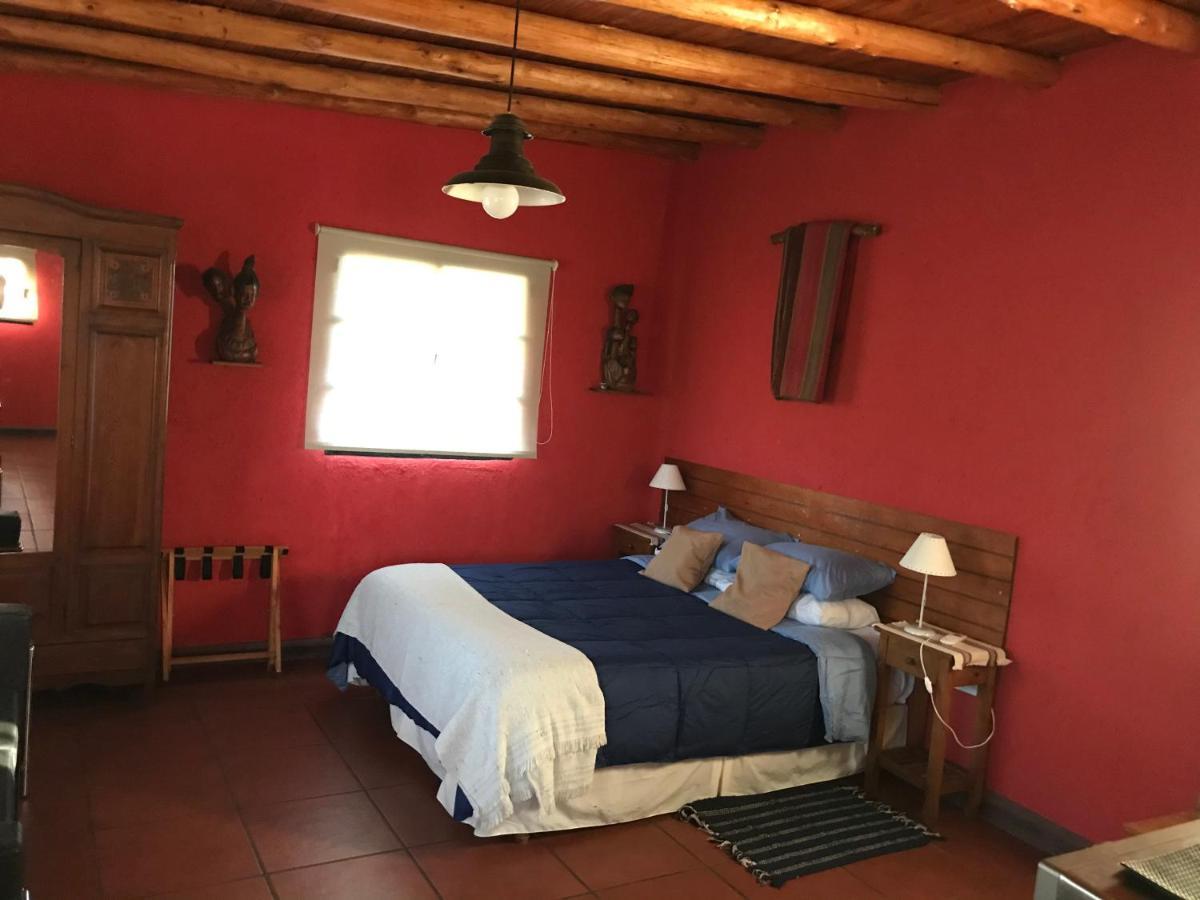 Taos Pueblo Capilla del Monte Exterior foto