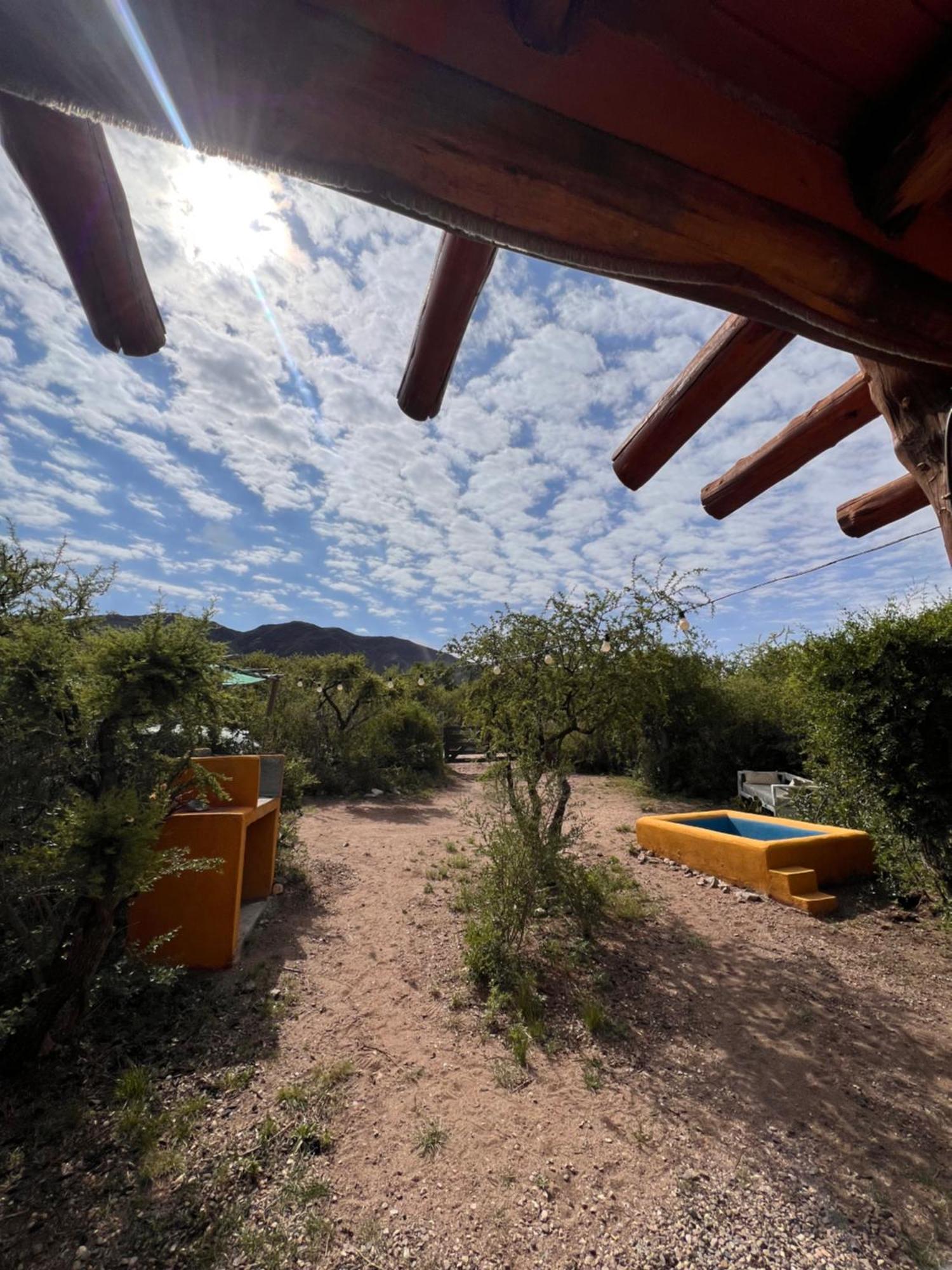 Taos Pueblo Capilla del Monte Exterior foto